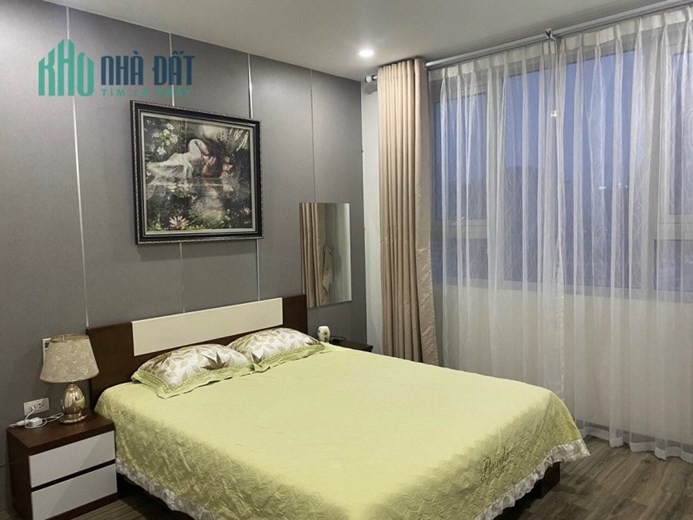 Cho thuê căn hộ Eurowindow Trần Duy Hưng, 70m2 2PN full đồ