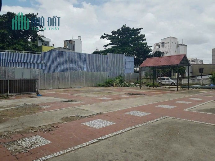 Bán đất góc 2 mặt tiền, đã lên hết thổ cư, không có lộ giới đường