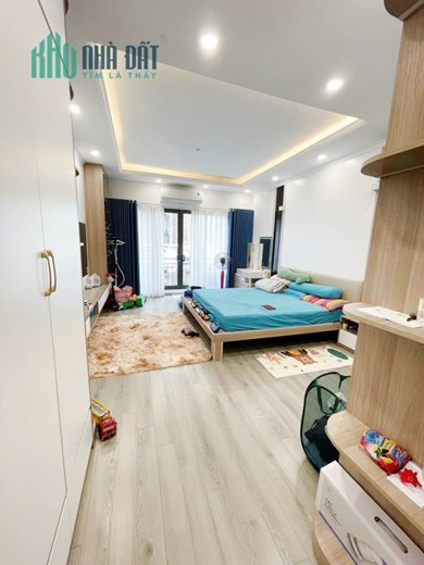 Bán gấp nhà Pháo Đài Láng, Đống Đa 45m2 5 tầng MT4,1m Ô tô, Kinh doanh, Gần Phố 10.2 tỷ