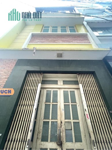 Nhinh 4 tỷ có nhà 39m2, 3 tầng, 3PN vài bước ra Phạm Văn Hai, giá cực rẻ