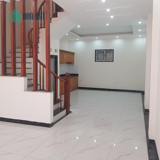 Chủ Cần Bán Gấp Căn Nhà Tại Phố Hồng Tiến –  54m2 – MT 4m – 5 Tầng – Giá Chào Bán 7.1 tỷ