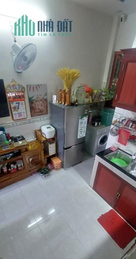 NHÀ BÀ HOM - GIÁ HẠT RẺ - CÒN MỚI ĐẸP - SÂN LỚN - ĐƯỜNG RỘNG - NHỈNH 2 TỶ