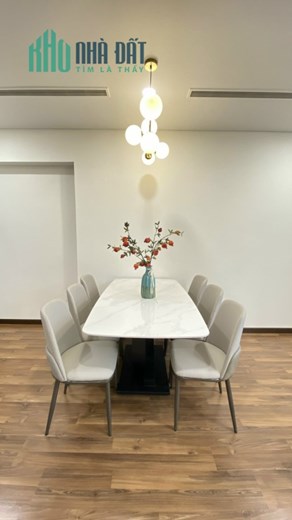 Bán gấp nhà tập thể Lý Nam Đế, Hoàn Kiếm, 50m2, 2 ngủ giá 3.2 tỷ