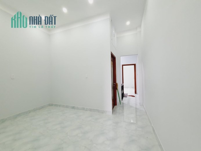 Bán Gấp Nhà Riêng HXH  Lê Văn Chí, Thủ Đức, DT 76M, Giá Nhỉnh 6 Tỷ, SHR Sang Tên Ngay