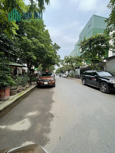 Bán 100m2 Đất Biệt Thự Ngoại Giao Đoàn MT 7m Chỉ 19.5 Tỷ.