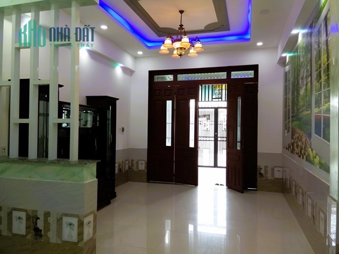 CHo thuê nhà 1T1L 3PN hẻm 2 xe tải đường 5 Linh Xuân