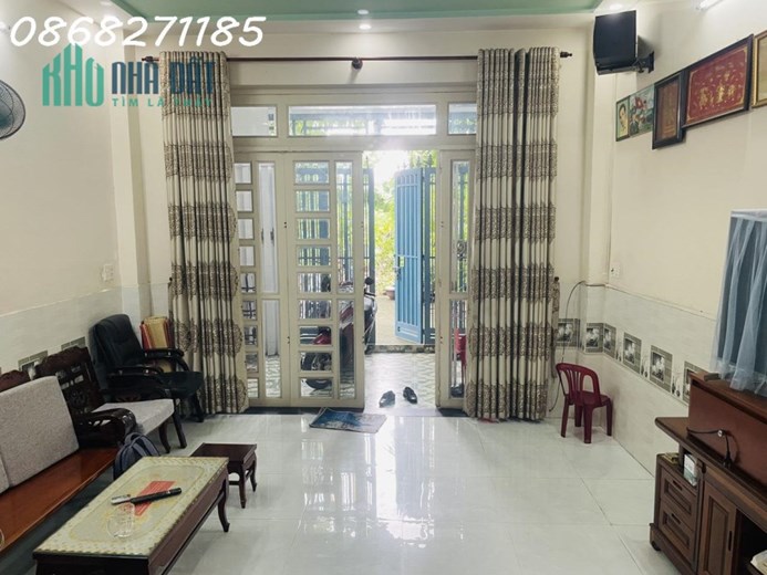 Bán Nhà Bình Tân, HXH Quốc Lộ 1A, 60M2, 3 Tầng, Nhà Đẹp Ở Ngay, Chỉ 4 Tỷ 6.