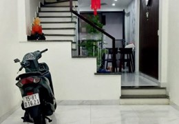 Bán nhanh căn nhà Dân Xây độc lập sân cổng cách mặt đường Đà Nẵng chỉ 30m