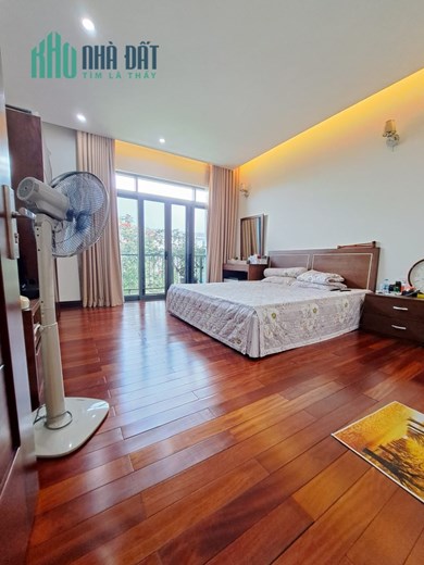 Chủ Mót! Lô góc Láng Hạ, thông, KD, ba gác tránh, cực gần phố, 44m x 4T, chỉ 4.25 tỷ
