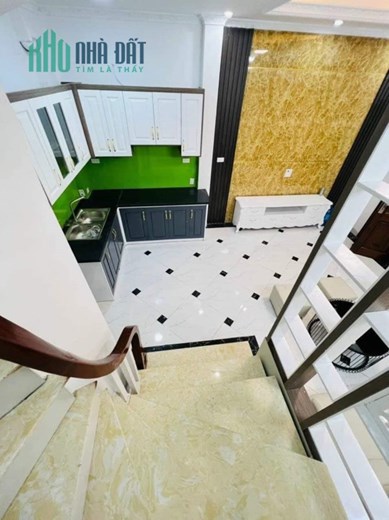 bán nhà định công - ngõ thông thuận tiện - chủ nhà tặng full nội thất - diện tích 30m dân xây 5 tầng