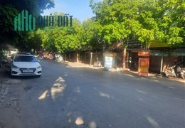 CẦN BÁN NHÀ MẶT PHỐ NGỌC HỒI 3 TẦNG, 105 M2, MT 8.5M, GIÁ 19.5 TỶ, KINH DOANH, VỈA HÈ RỘNG.
