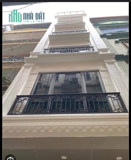 Mua nhà cho Em trai học ĐH giờ học xong không có nhu cầu sử dụng
Cân bán nhà 5 tầng x 50m văn khê