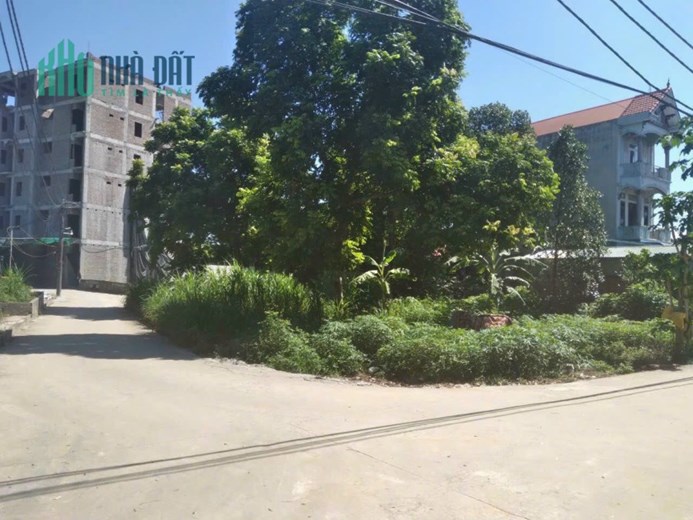 Bán lô đất DT 114.3m2, đầu đuôi 4.8m, mặt đường trục chính 2 ô tô tránh nhau. Cam kết làm chuẩn giá.