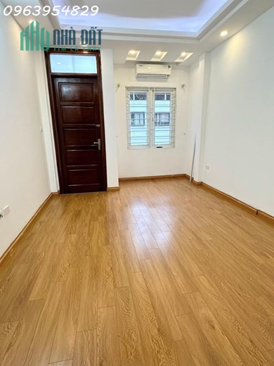NHÀ ĐƯỜNG LÁNG, QUẬN ĐỐNG ĐA, NGÕ THÔNG, CHỦ TẶNG FULL NỘI THẤT, CHỈ 5.6 TỶ