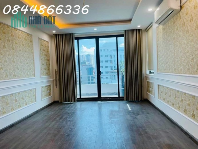 Mặt phố Hoàng Văn Thái, ô tô tránh, kinh doanh tốt, thang máy, 70m x 7 tầng, nhỉnh 26 tỷ