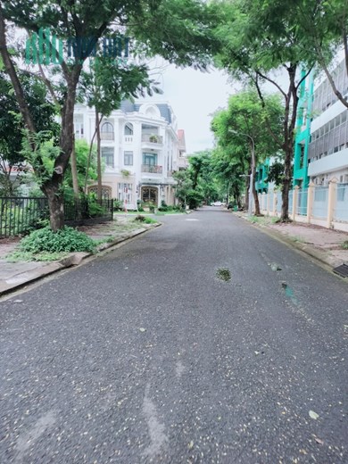 BÁN NHÀ VIP, GIÁ RẺ, KDC VEN SÔNG, TÂN PHONG, QUẬN 7, 4 TẦNG, NHỈNH 19TỶ5