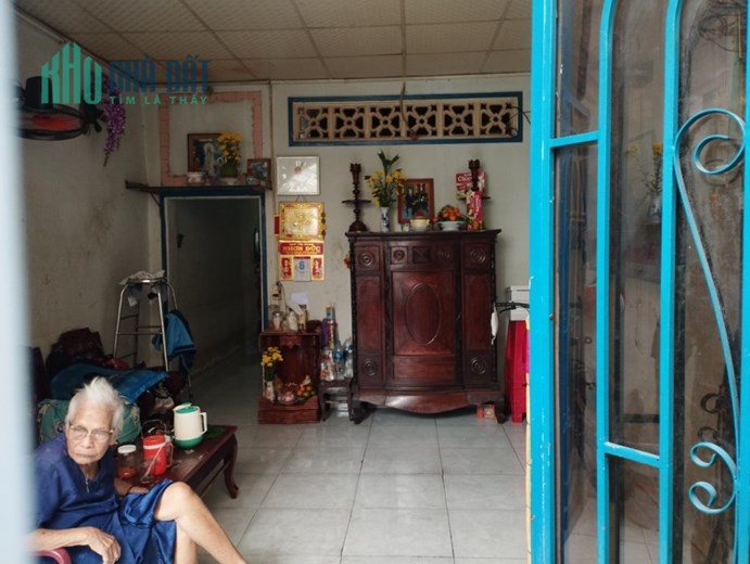 BÁN NHÀ NÁT MẶT TIỀN HUỲNH TẤN PHÁT, QUẬN 7 - 151M2