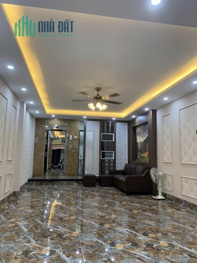 NHÀ PHÂN LÔ PHÚ DIỄN VỊ TRÍ ĐẸP MẶT PHỐ TO THANG MÁY 85M NHỈNH 18 TỶ