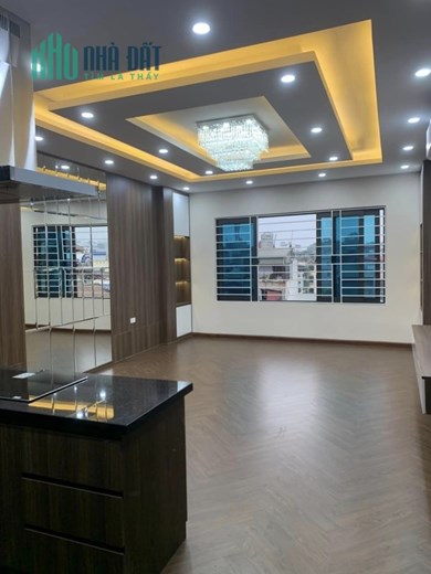 NHÀ PHÂN LÔ PHÚ DIỄN VỊ TRÍ ĐẸP MẶT PHỐ TO THANG MÁY 85M NHỈNH 18 TỶ