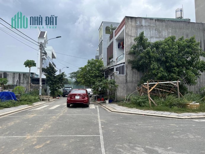 🔥Bán đất lô góc đường Gò Cát, Phú Hữu, Quận 9, diện tích 82m2 giá nhỉnh 5 tỷ.