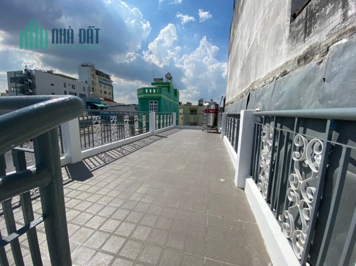 Hẻm xe hơi ngay Cầu Bông, 33m² x nhà 4 Tầng đúc BTCT 4PN,  giá hơn 4 tỷ