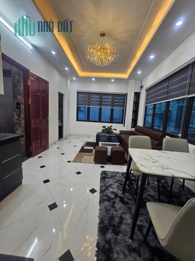 Chính chủ bán nhà Phố Giáp Bát _ Hoàng Mai 6 tầng 65 mét giá 7.1  tỷ