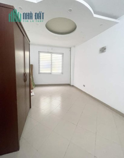 Nguyễn Văn Huyên Cầu Giấy 47m x 5T giá 6.5 tỷ nhà đẹp ở ngay 0343564283