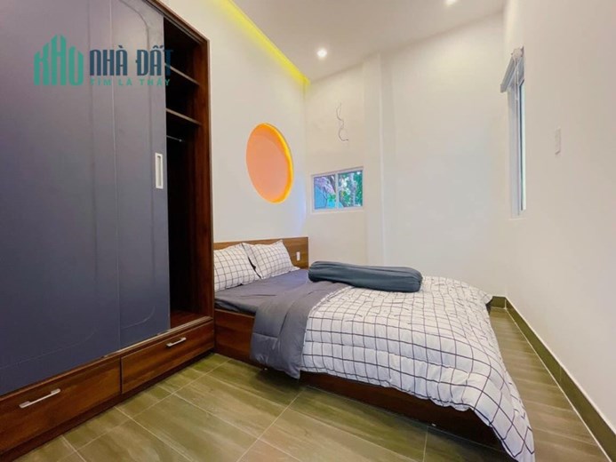 Hẻm 1/ Xe Hơi Thông Gần Công Viên Làng Hoa ,5 Tầng 4*14m giá nhỉnh 6 tỷ