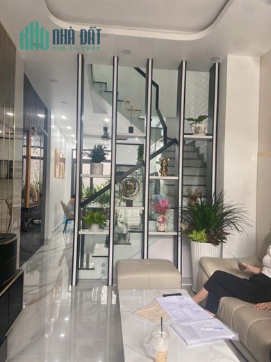NHÀ KIẾN TRÚC SƯ THIẾT KẾ - TRUNG TÂM BÌNH THẠNH - HẺM XE HƠI - TẶNG NỘI THẤT CAO CẤP - SỔ VUÔNG -