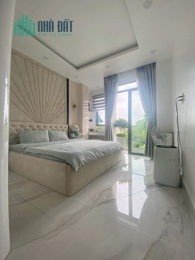 NHÀ KIẾN TRÚC SƯ THIẾT KẾ - TRUNG TÂM BÌNH THẠNH - HẺM XE HƠI - TẶNG NỘI THẤT CAO CẤP - SỔ VUÔNG -