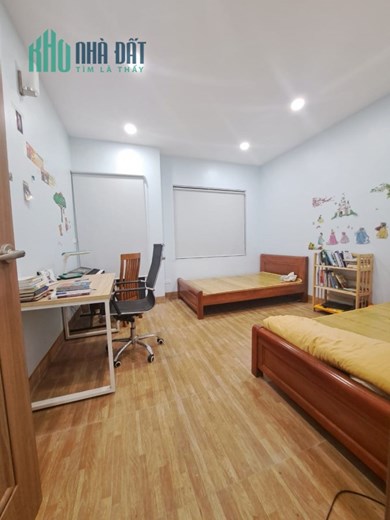 B.Á.N NHÀ ĐƯỜNG LÁNG 35M2 3 NGỦ FULL NỘI THẤT MT 5.5M NGÕ ĐẸP VĂN MINH