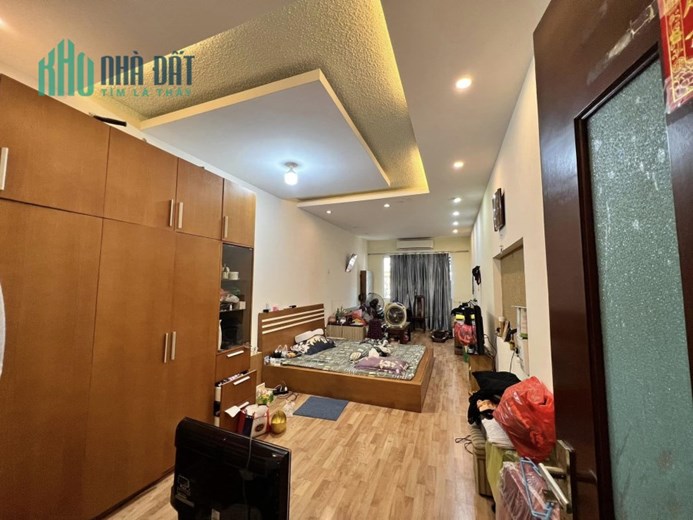 Bán nhà phố Tây Sơn, Đống Đa, 63m, vỉa hè, oto tránh, kinh doanh,hơn 11 tỷ