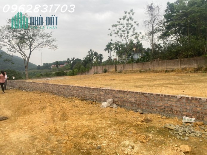 Bán 1280m đất mặt đường bãi dài chủ cần tiền bán nhanh trong tháng