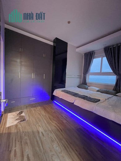 Cho thuê căn hộ view biển block A tầng 25 Liên hệ : 0937946866