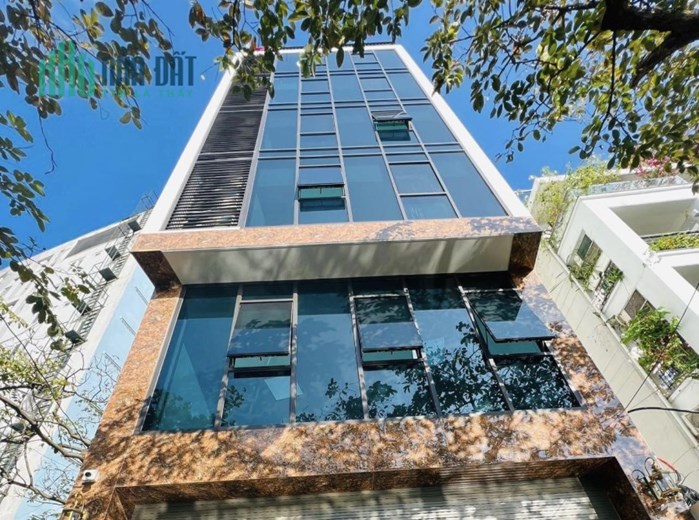 Toà nhà mặt phố Thanh Xuân, 101m x 8 tầng, mặt tiền 6m, nở hậu, thông sàn