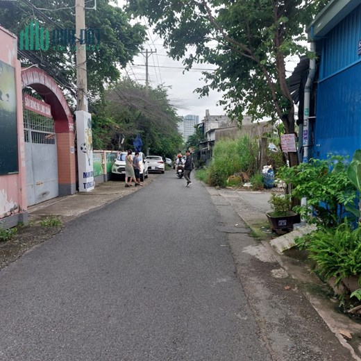 Bán Nhà Lã Xuân Oai, Quận 9, 48m2 , vuông vức, vào ở ngay, giá hạt dẻ, sổ riêng, k quy hoạch