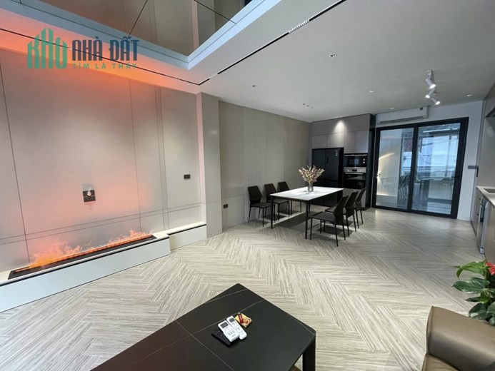 Bán Tòa căn hộ 202m2 phố Đội Cấn, Ba Đình 44 phòng Thang máy Dòng tiền 3 tỷ/năm Giá 42.5 Tỷ