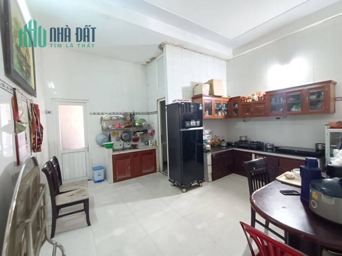 Bán nhà 3 tầng 80m2 Đường Nguyễn Đức An