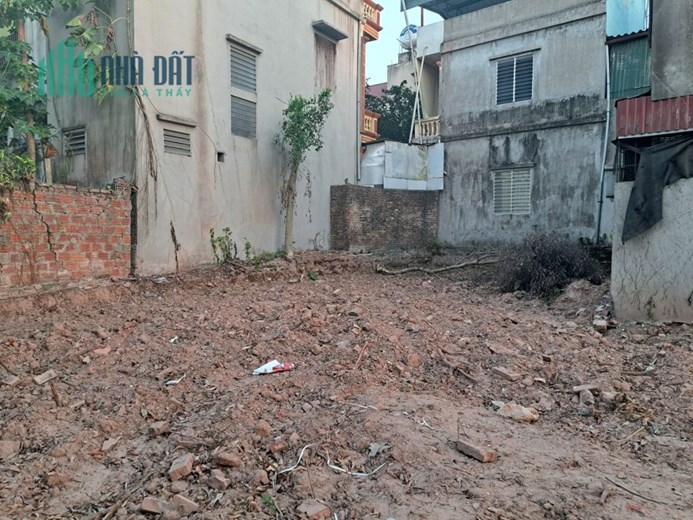 TÔI CẦN CHO THUÊ ĐẤT YÊN MỸ - THANH TRÌ 300M2 GIÁ 11 TRIỆU/THÁNG - SỬ DỤNG ĐƯỢC TẤT CẢ LOẠI HÌNH.