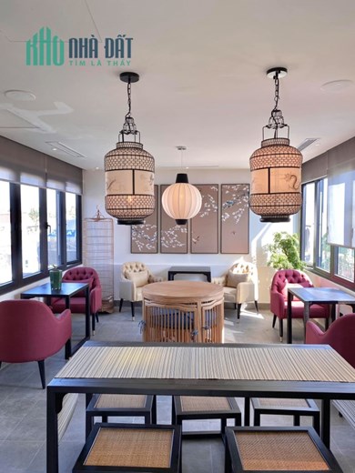Bán Tòa căn hộ 205m2 phố Đội Cấn, Ba Đình Gara Ô tô Thang máy Dòng tiền 3 tỷ/năm Giá 42.4 Tỷ