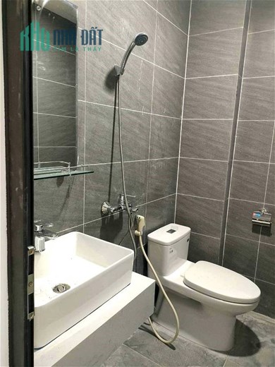 ĐÀO TẤN-BA ĐÌNH-Gần 40m-6 tầng-thang máy-8.5 tỷ-Ngõ thẳng rộng