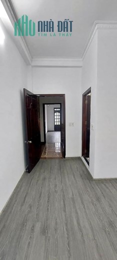 Bán Nhà Ngay VIP Tên Lửa, Tiện Ích Bủa Vây, Mặt Tiền Đường Lớn, Công Năng Vô Biên