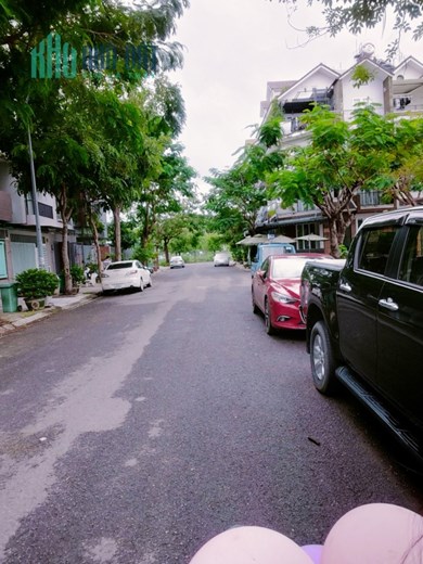 BÁN NHÀ DÒNG TIỀN LÔ GÓC, 75TRIỆU 1THÁNG, 9x18m2, 15PN, KDC VENSÔNG, TÂN PHONG, QUẬN 7, NHỈNH 3XTỶ5