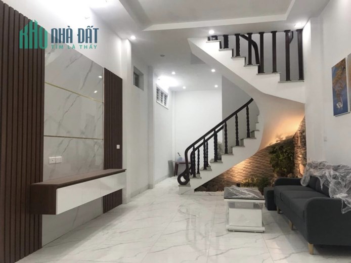 55m Mặt Tiền 5m Giá 5.5 Tỷ Phố Đội Cấn Ba Đình. Nhà Chủ Tự Xây Chắc Chắn. Tặng Full Nội Thất Thiện