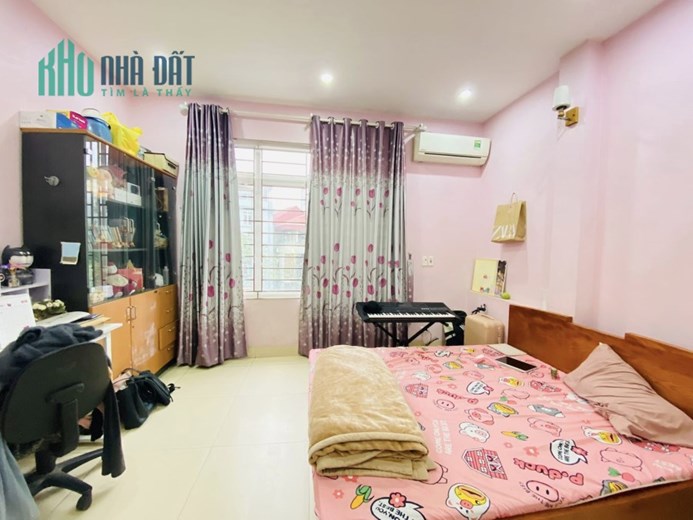 55m 7 Tầng Lô Góc Phố Hoàng Hoa Thám. Nhà Thang Máy Gần Ô Tô Giá Đầu Tư. Chủ Cần Bán Gấp.