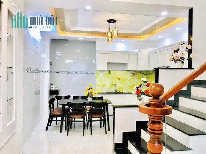 Bán Nhà Âu Cơ Chợ Bà Quẹo 4.2x15x2 Tầng, 3pn, 2 Mặt Thoáng, Hẻm Xe Tải, Đối Diện Công Viên Metro,