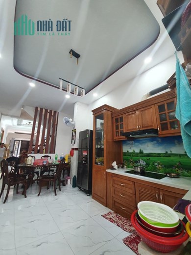 Nhà Trịnh Đình Trọng Hẻm Tải 10M, Phú Trung, TP  50m2x4 Tầng, Nhà Đẹp Ở Ngay, Vị Trí Trung Tâm, Giá