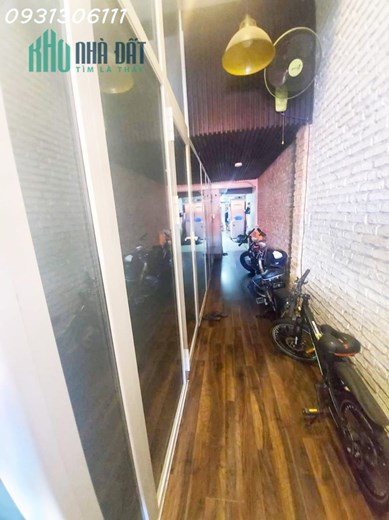 Nhà MTKD Xô Viết Nghệ Tĩnh P.17 DT  80m - nhà 3 tầng Gần nhà thờ Thị Nghè