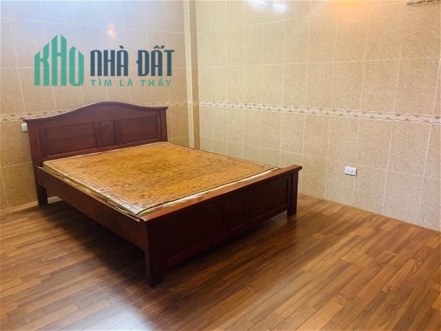 BÁN NHÀ 5 TẦNG CƯƠNG NGÔ - THANH TRÌ 70M2, 8 TỶ, PHÂN LÔ, Ô TÔ TRÁNH