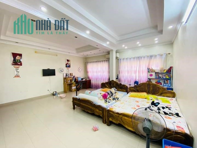 BÁN NHÀ ĐỨC GIANG - THANG MÁY - 110M2 - 1O PHÒNG - CÔNG NĂNG ĐỈNH